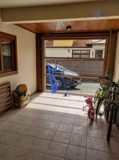 Casa de Condomínio com 3 quartos à venda, 256m2 em Canela - RS - imagem 9 Foto 9 de Casa de Condomínio com 3 quartos à venda, 256m2 em Canela - RS
