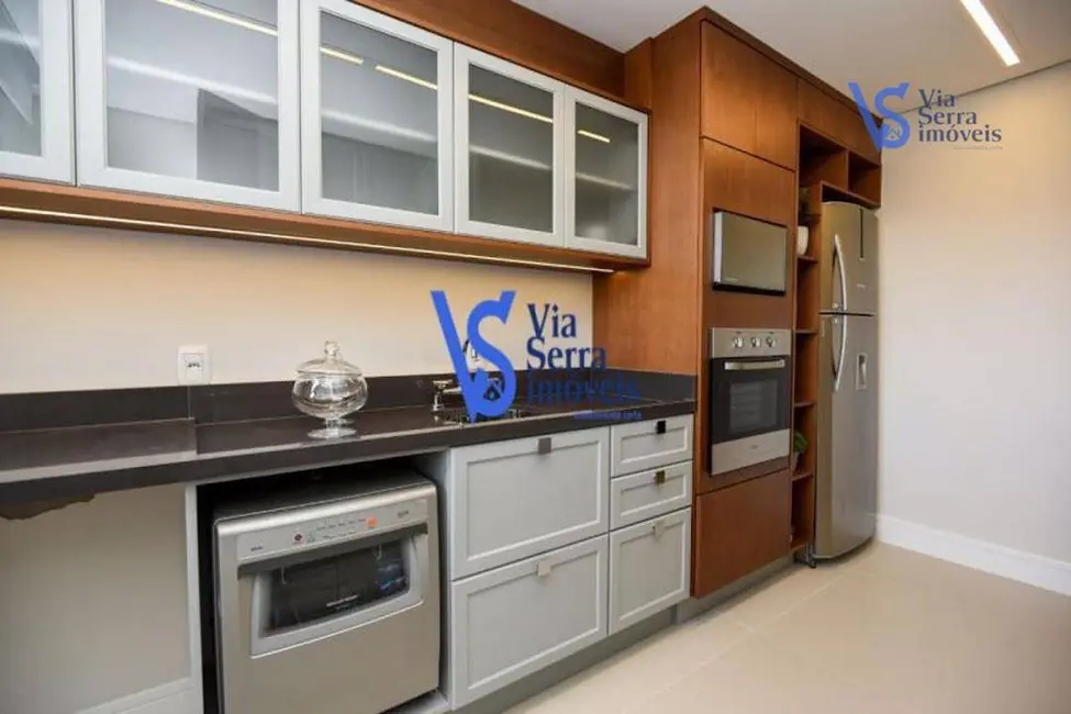 Apartamento com 3 quartos à venda, 104m2 em Centro, Gramado - RS - imagem 7 Foto 7 de Apartamento com 3 quartos à venda, 104m2 em Centro, Gramado - RS