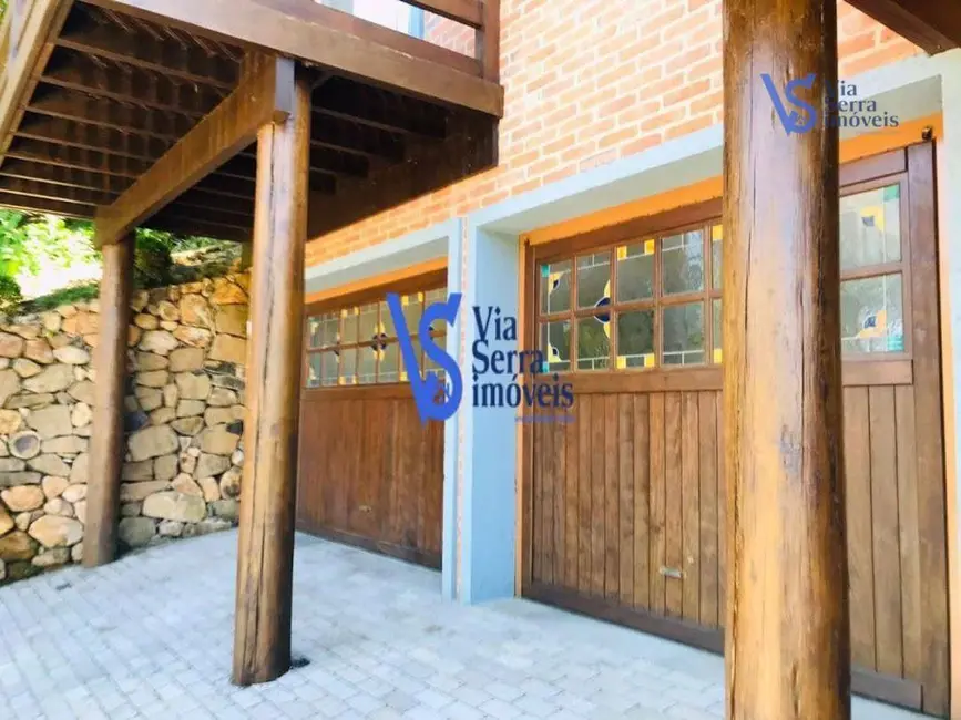 Casa de Condomínio com 3 quartos à venda, 600m2 em Canela - RS - imagem 5 Foto 5 de Casa de Condomínio com 3 quartos à venda, 600m2 em Canela - RS