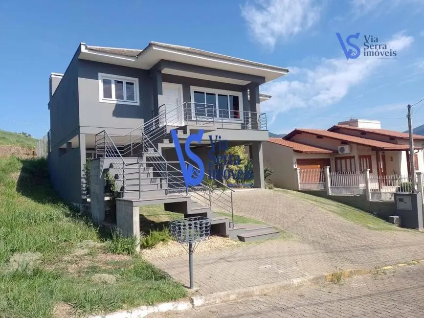 Foto 1 de Casa com 3 quartos à venda e para alugar, 455m2 em Igrejinha - RS
