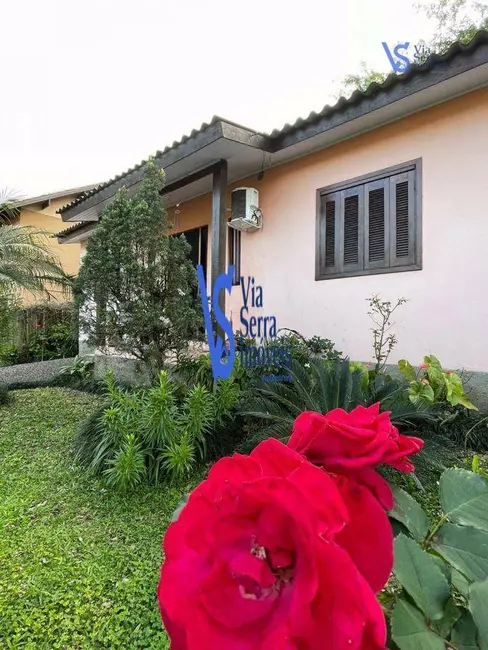 Foto 3 de Casa com 2 quartos à venda, 390m2 em Igrejinha - RS