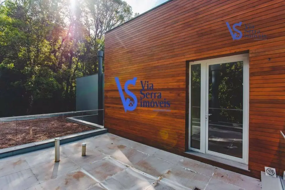 Casa de Condomínio com 4 quartos à venda, 402m2 em Gramado - RS - imagem 7 Foto 7 de Casa de Condomínio com 4 quartos à venda, 402m2 em Gramado - RS