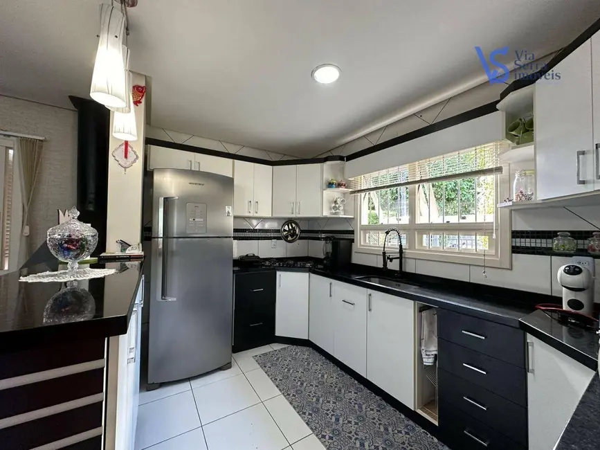 Foto 4 de Casa com 3 quartos à venda, 450m2 em Igrejinha - RS