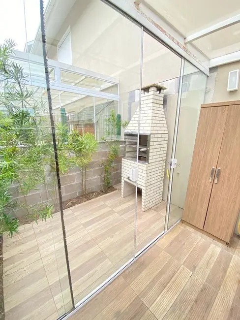 Foto 9 de Casa de Condomínio com 2 quartos à venda, 85m2 em São José, Canela - RS