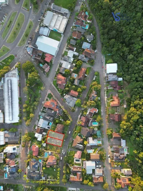 Foto 2 de Terreno / Lote à venda, 365m2 em Igrejinha - RS