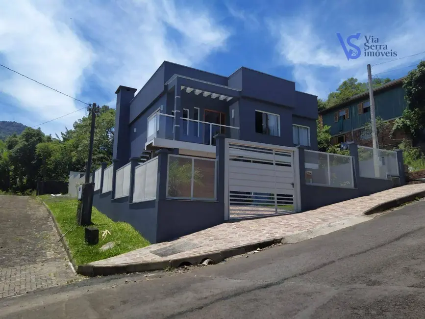 Foto 1 de Casa com 3 quartos à venda, 400m2 em Igrejinha - RS