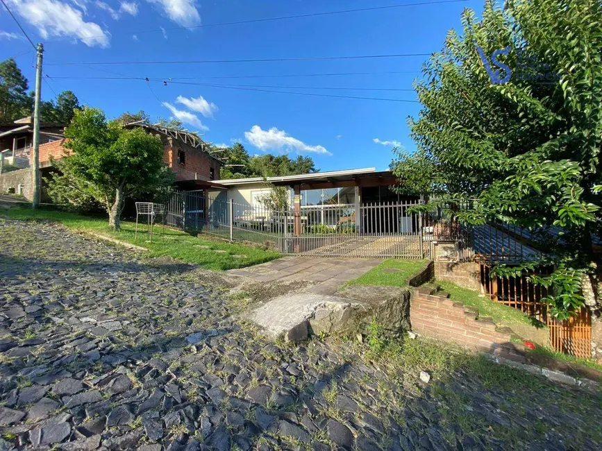 Casa com 2 quartos à venda, 394m2 em Igrejinha - RS - imagem 1 Foto 1 de Casa com 2 quartos à venda, 394m2 em Igrejinha - RS
