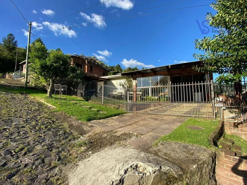 Casa com 2 quartos à venda, 394m2 em Igrejinha - RS - imagem 2 Foto 2 de Casa com 2 quartos à venda, 394m2 em Igrejinha - RS