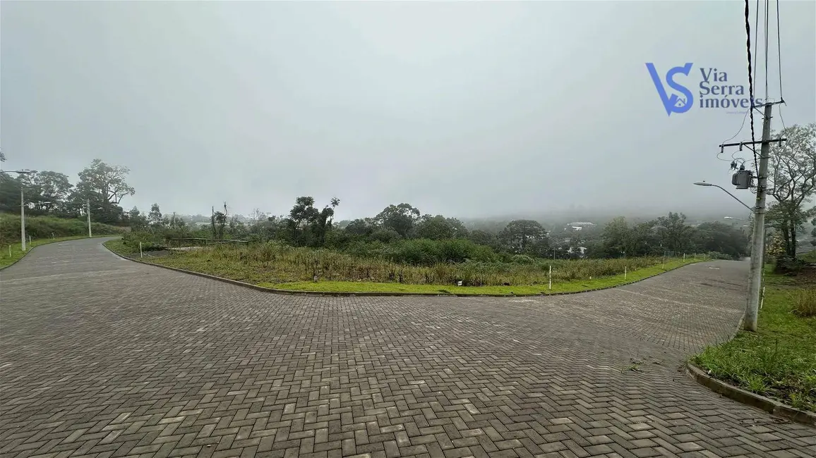 Foto 2 de Terreno / Lote à venda, 515m2 em Várzea Grande, Gramado - RS