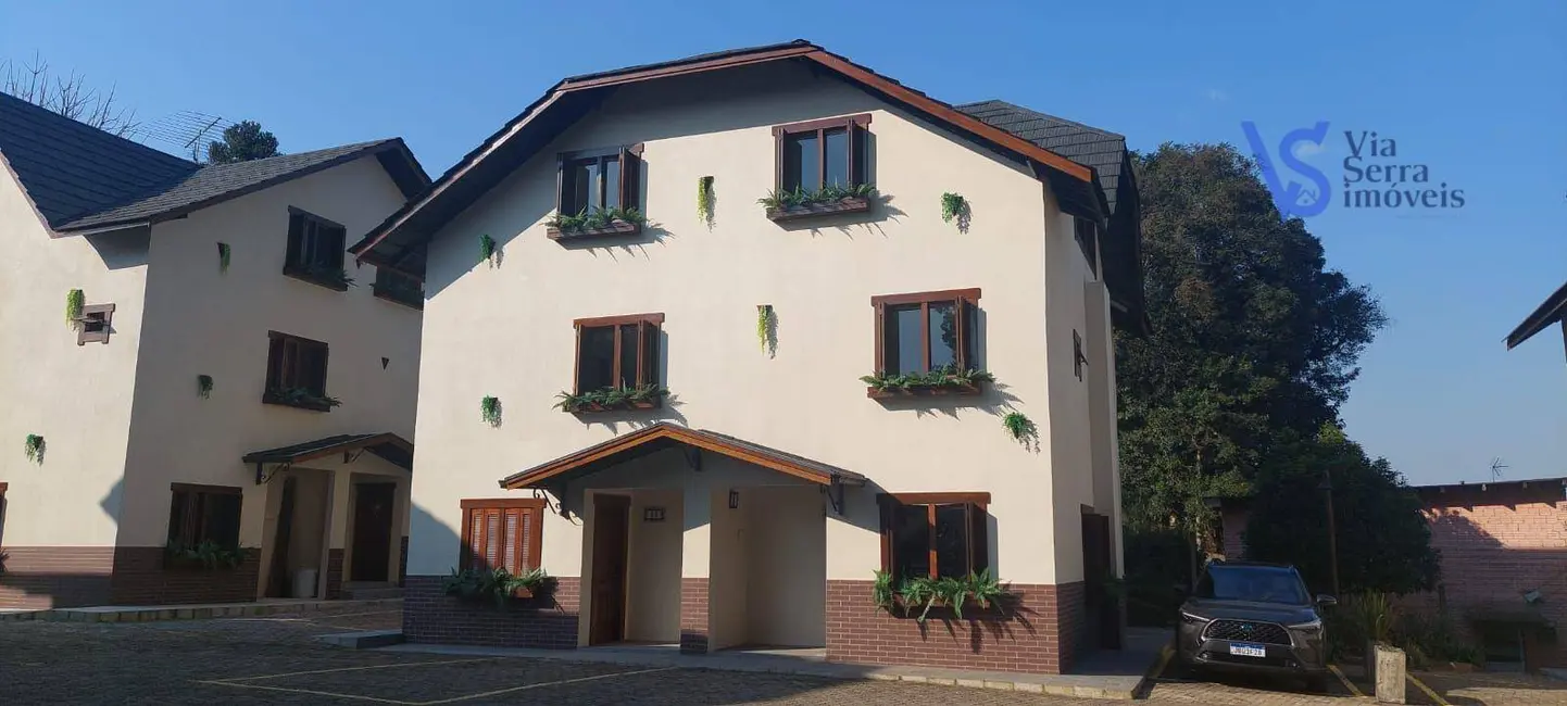 Casa de Condomínio com 3 quartos à venda e para alugar, 159m2 em Gramado - RS - imagem 3 Foto 3 de Casa de Condomínio com 3 quartos à venda e para alugar, 159m2 em Gramado - RS