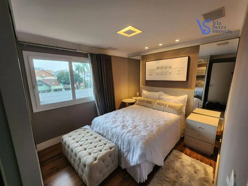 Apartamento com 3 quartos à venda, 165m2 em Centro, Gramado - RS - imagem 3 Foto 3 de Apartamento com 3 quartos à venda, 165m2 em Centro, Gramado - RS