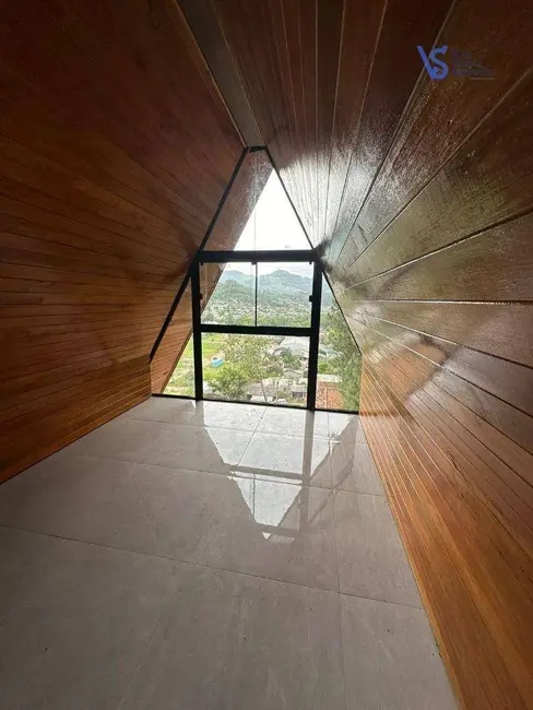 Foto 5 de Casa com 3 quartos à venda, 367m2 em Tres Coroas - RS