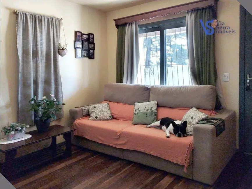 Foto 9 de Casa com 8 quartos à venda, 750m2 em Canela - RS