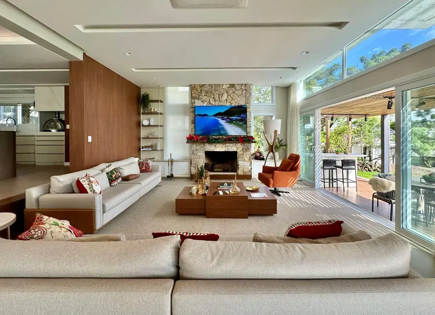 Foto 5 de Casa de Condomínio com 6 quartos à venda, 795m2 em Centro, Canela - RS