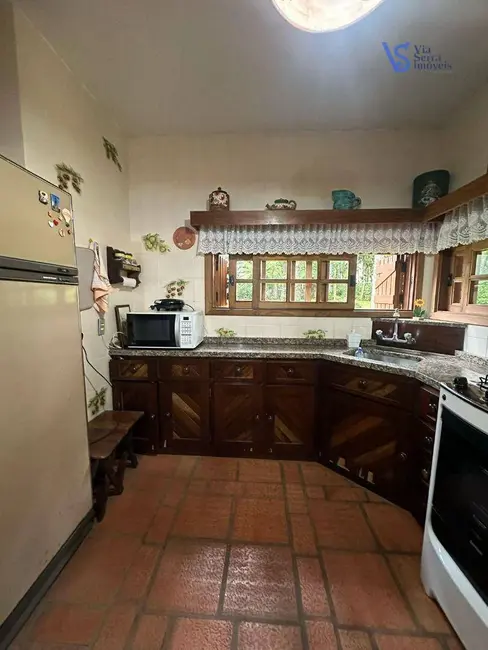 Casa com 3 quartos à venda, 1080m2 em Canela - RS - imagem 7 Foto 7 de Casa com 3 quartos à venda, 1080m2 em Canela - RS