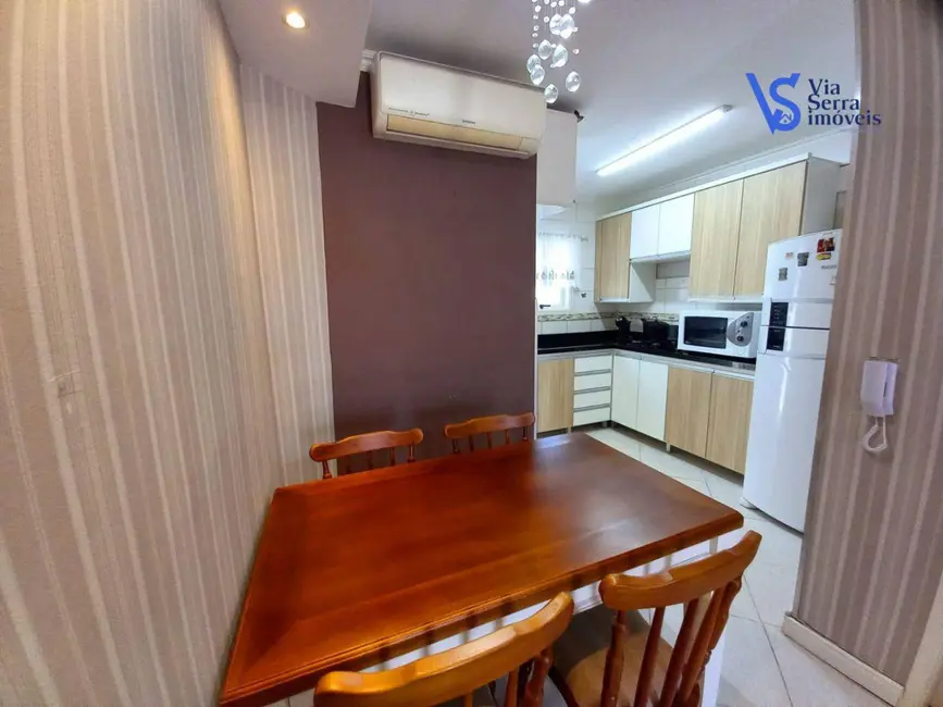 Casa com 2 quartos à venda, 1000m2 em Centro, Canela - RS - imagem 7 Foto 7 de Casa com 2 quartos à venda, 1000m2 em Centro, Canela - RS