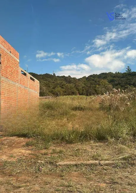 Foto 1 de Terreno / Lote à venda, 360m2 em Parobe - RS