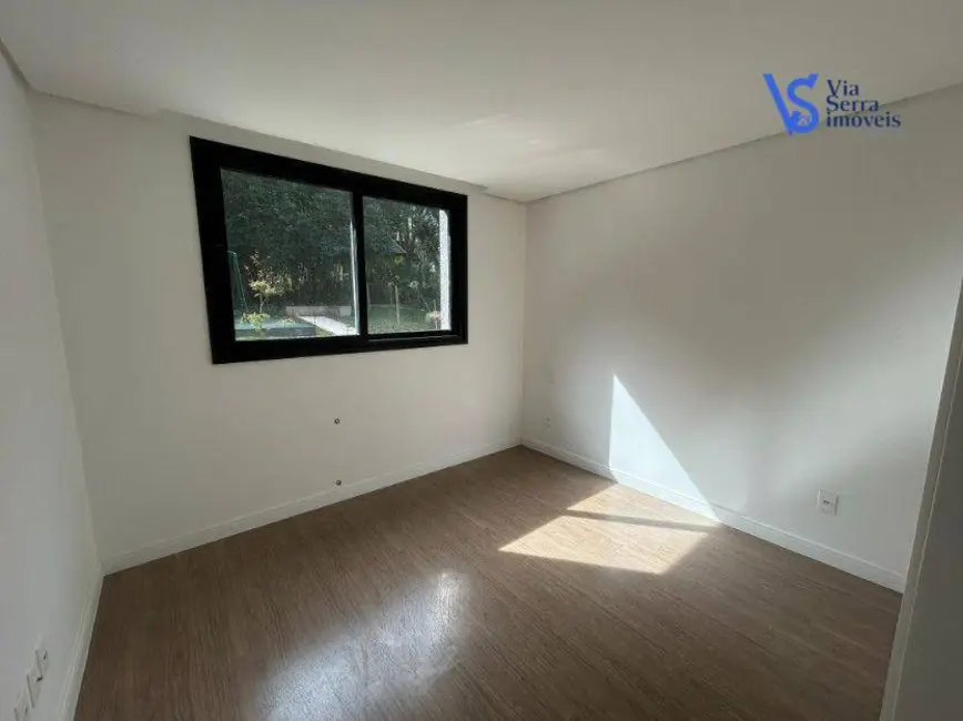 Apartamento com 3 quartos à venda, 125m2 em Gramado - RS - imagem 8 Foto 8 de Apartamento com 3 quartos à venda, 125m2 em Gramado - RS