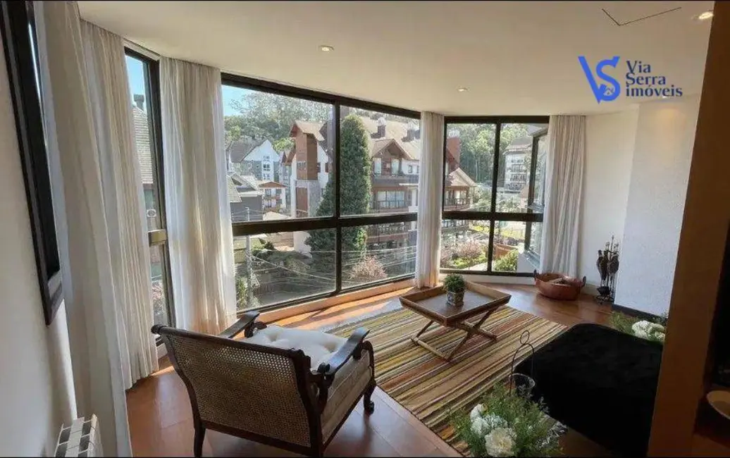 Foto 2 de Apartamento com 7 quartos à venda, 429m2 em Centro, Gramado - RS