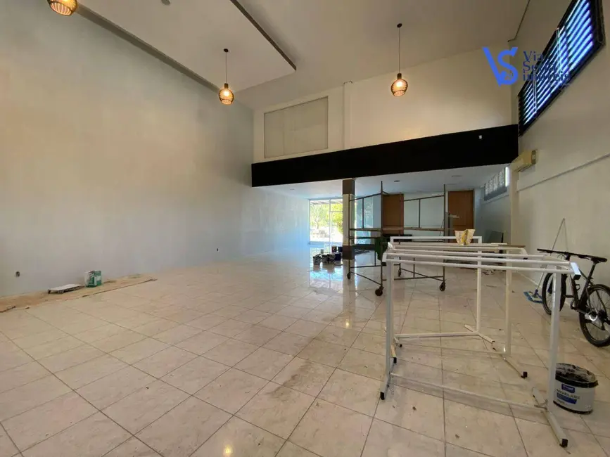 Loja para alugar, 210m2 em Centro, Igrejinha - RS - imagem 8 Foto 8 de Loja para alugar, 210m2 em Centro, Igrejinha - RS