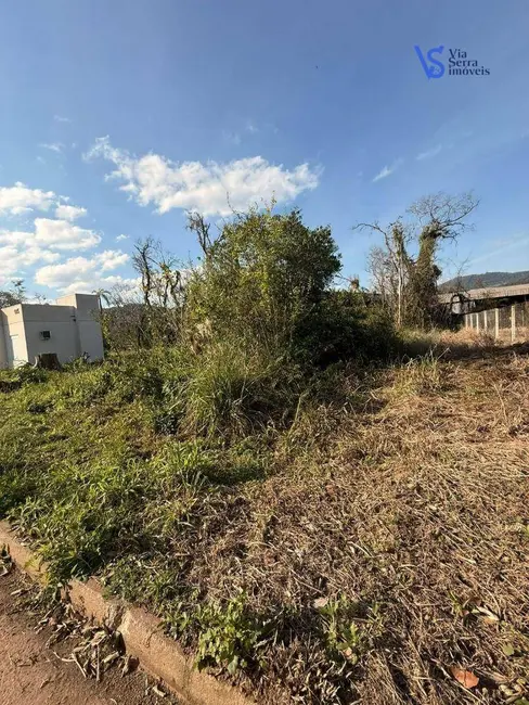 Foto 2 de Terreno / Lote à venda, 360m2 em Tres Coroas - RS