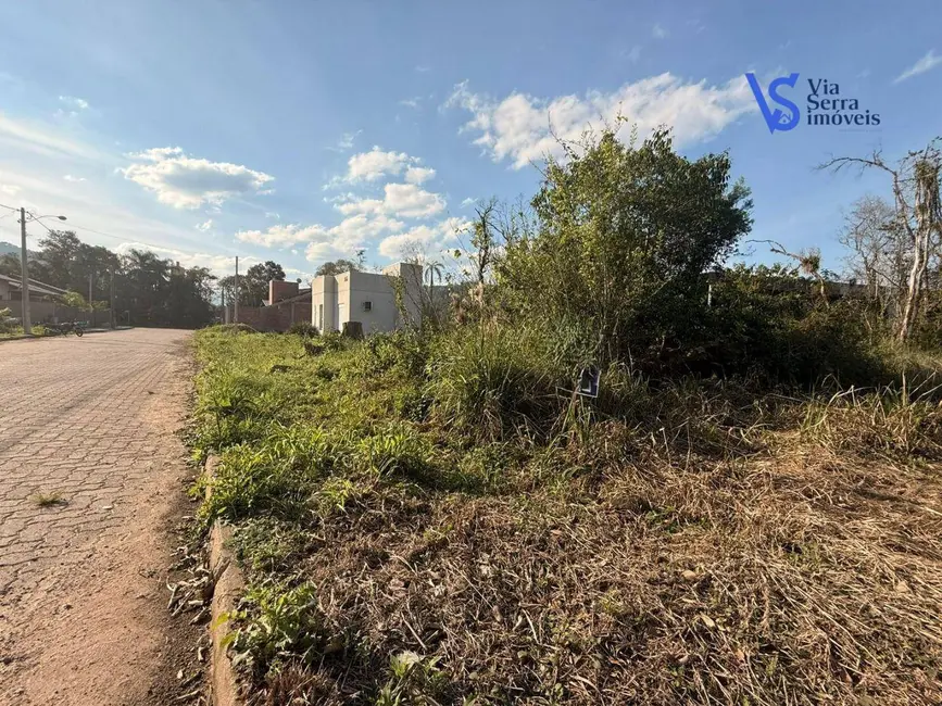 Foto 1 de Terreno / Lote à venda, 360m2 em Tres Coroas - RS