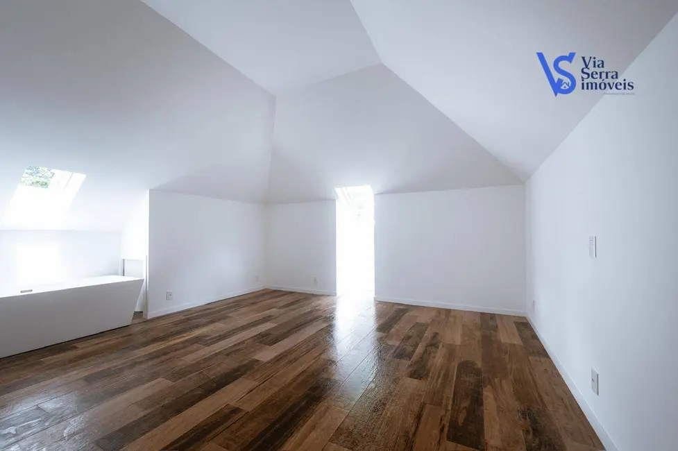 Foto 6 de Casa de Condomínio com 5 quartos à venda, 730m2 em Canela - RS