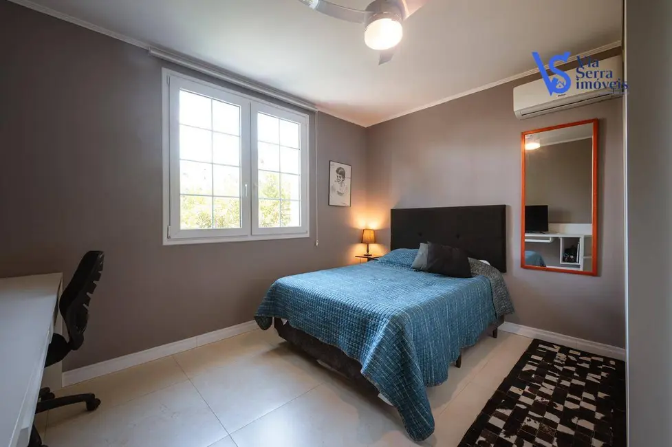 Foto 2 de Casa de Condomínio com 5 quartos à venda, 730m2 em Canela - RS