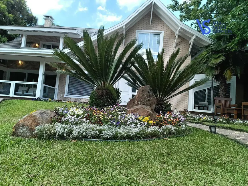 Foto 3 de Casa de Condomínio com 3 quartos à venda, 500m2 em Gramado - RS