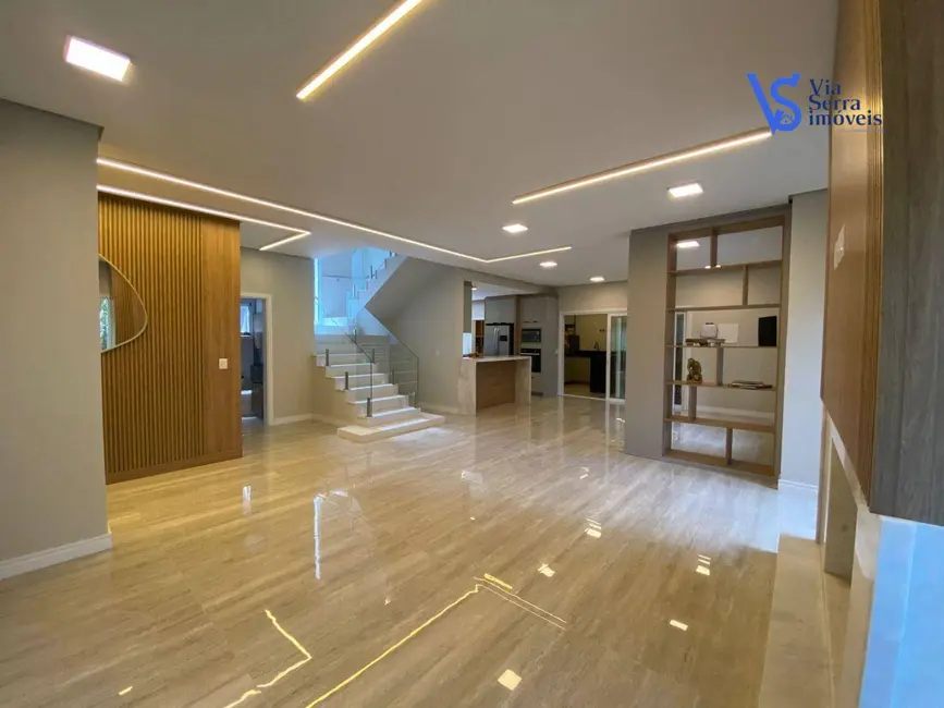 Foto 8 de Casa de Condomínio com 3 quartos à venda, 606m2 em Canela - RS