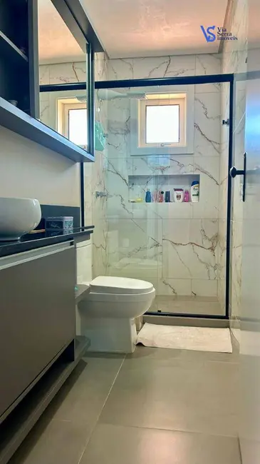 Casa com 3 quartos à venda, 335m2 em Gramado - RS - imagem 7 Foto 7 de Casa com 3 quartos à venda, 335m2 em Gramado - RS