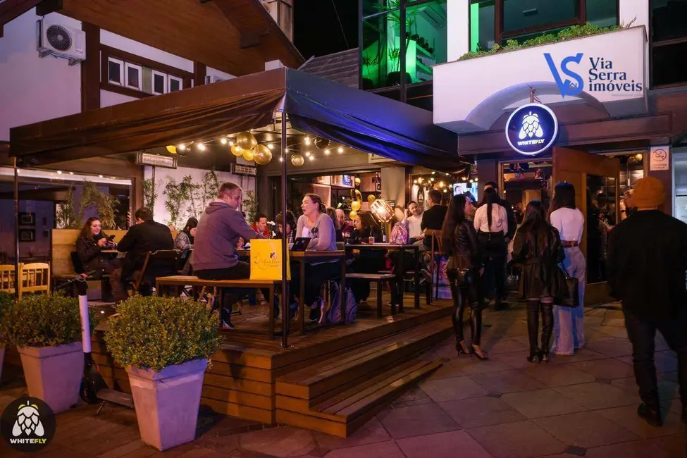 Foto 1 de Loja à venda, 140m2 em Gramado - RS