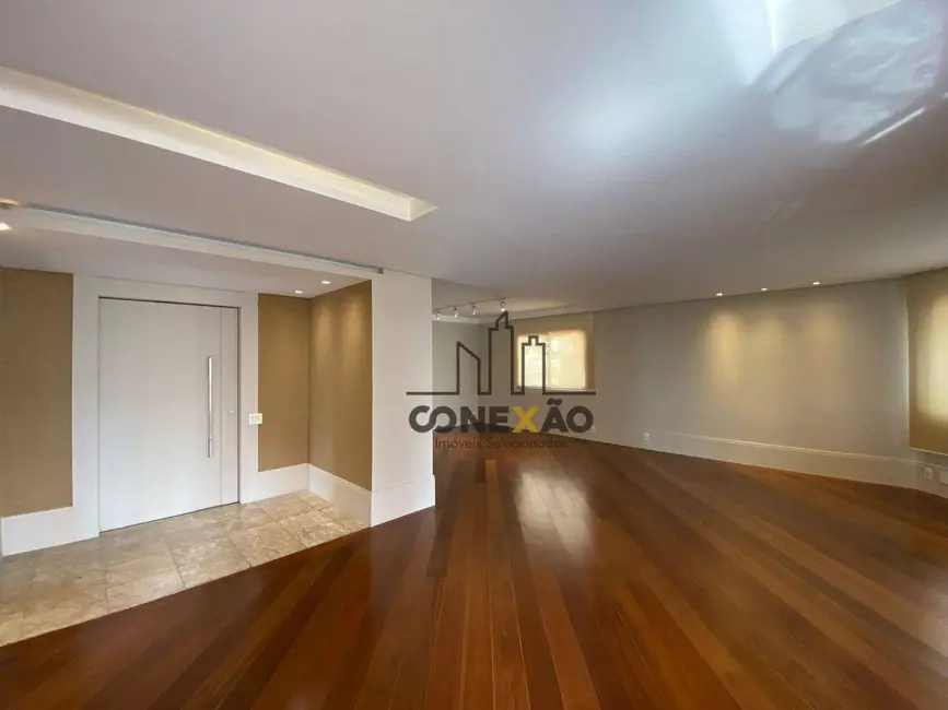 Apartamento com 3 quartos à venda, 205m2 em Perdizes, São Paulo - SP - imagem 9 Foto 9 de Apartamento com 3 quartos à venda, 205m2 em Perdizes, São Paulo - SP