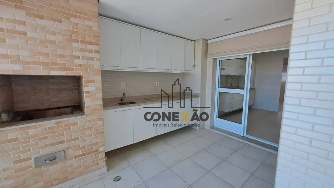 Apartamento com 4 quartos para alugar, 204m2 em Embaré, Santos - SP - imagem 3 Foto 3 de Apartamento com 4 quartos para alugar, 204m2 em Embaré, Santos - SP