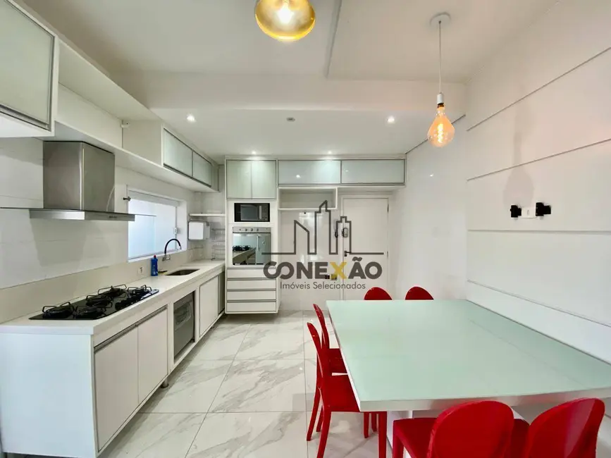 Cobertura com 4 quartos à venda, 310m2 em Ponta da Praia, Santos - SP - imagem 9 Foto 9 de Cobertura com 4 quartos à venda, 310m2 em Ponta da Praia, Santos - SP