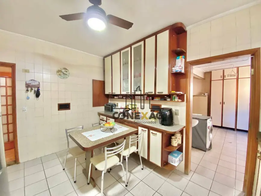 Apartamento com 3 quartos à venda, 170m2 em Ponta da Praia, Santos - SP - imagem 8 Foto 8 de Apartamento com 3 quartos à venda, 170m2 em Ponta da Praia, Santos - SP