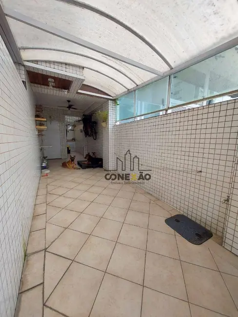 Sobrado com 4 quartos à venda, 240m2 em Embaré, Santos - SP - imagem 6 Foto 6 de Sobrado com 4 quartos à venda, 240m2 em Embaré, Santos - SP