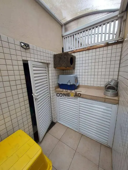 Sobrado com 4 quartos à venda, 240m2 em Embaré, Santos - SP - imagem 8 Foto 8 de Sobrado com 4 quartos à venda, 240m2 em Embaré, Santos - SP