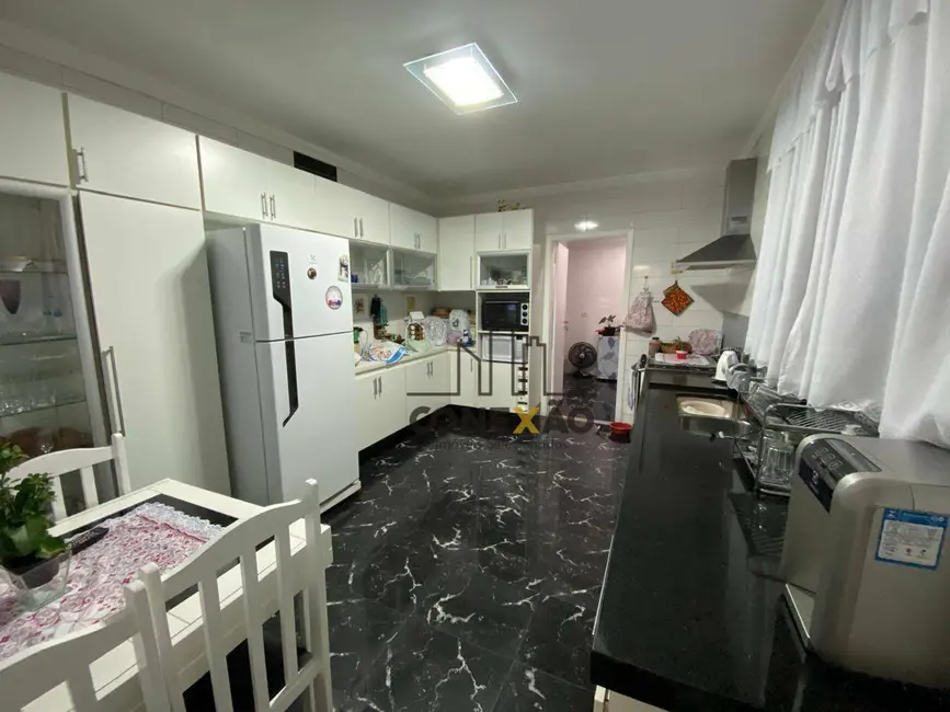 Sobrado com 3 quartos à venda, 133m2 em Embaré, Santos - SP - imagem 7 Foto 7 de Sobrado com 3 quartos à venda, 133m2 em Embaré, Santos - SP