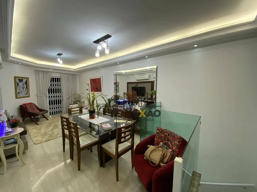 Sobrado com 3 quartos à venda, 133m2 em Embaré, Santos - SP - imagem 9 Foto 9 de Sobrado com 3 quartos à venda, 133m2 em Embaré, Santos - SP