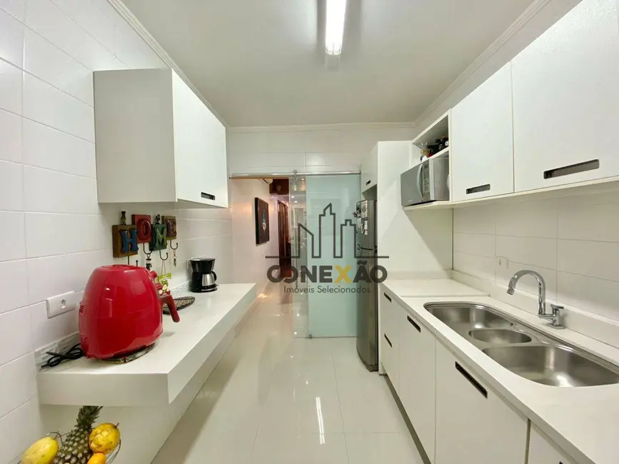 Apartamento com 3 quartos à venda, 220m2 em Pompéia, Santos - SP - imagem 8 Foto 8 de Apartamento com 3 quartos à venda, 220m2 em Pompéia, Santos - SP