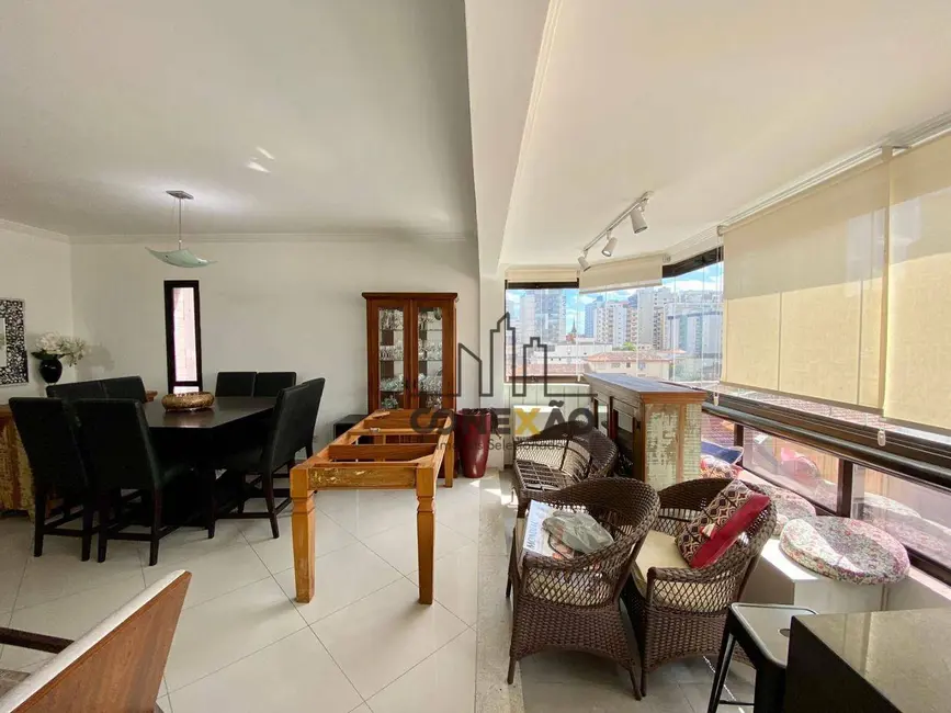 Apartamento com 3 quartos à venda, 157m2 em Embaré, Santos - SP - imagem 4 Foto 4 de Apartamento com 3 quartos à venda, 157m2 em Embaré, Santos - SP