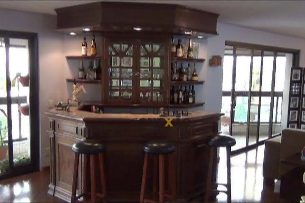 Foto 9 de Apartamento com 4 quartos à venda, 390m2 em Pacaembu, São Paulo - SP