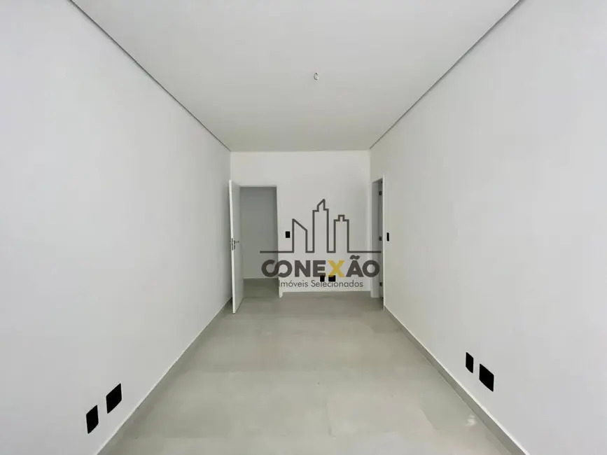 Sobrado com 4 quartos à venda, 330m2 em Boqueirão, Santos - SP - imagem 6 Foto 6 de Sobrado com 4 quartos à venda, 330m2 em Boqueirão, Santos - SP