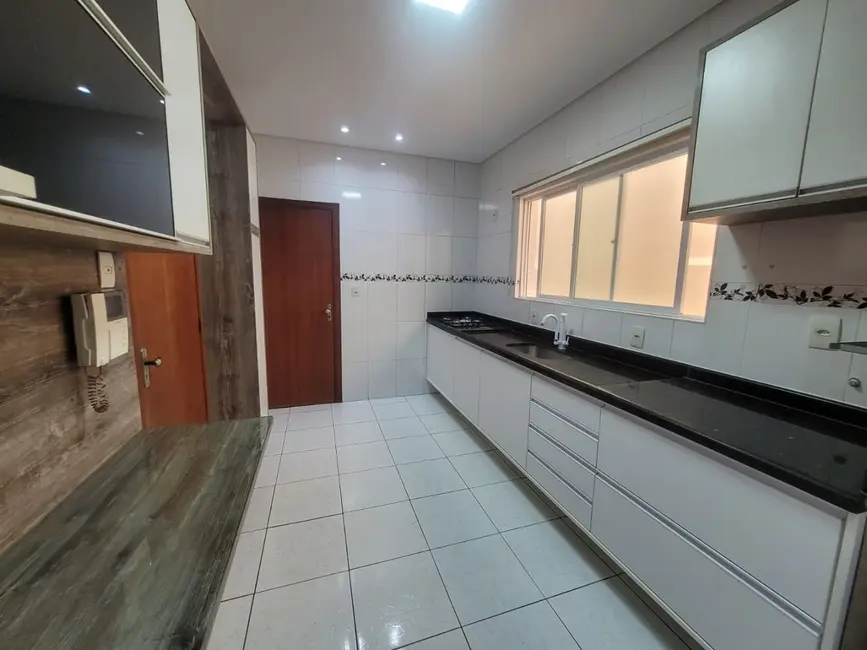 Foto 9 de Casa com 3 quartos à venda, 220m2 em Estuário, Santos - SP