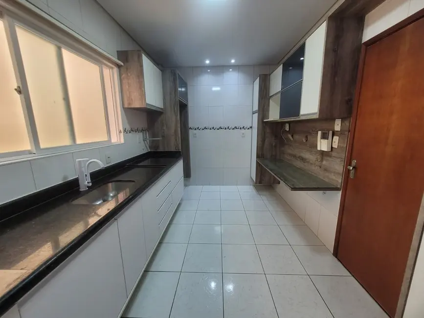 Foto 8 de Casa com 3 quartos à venda, 220m2 em Estuário, Santos - SP