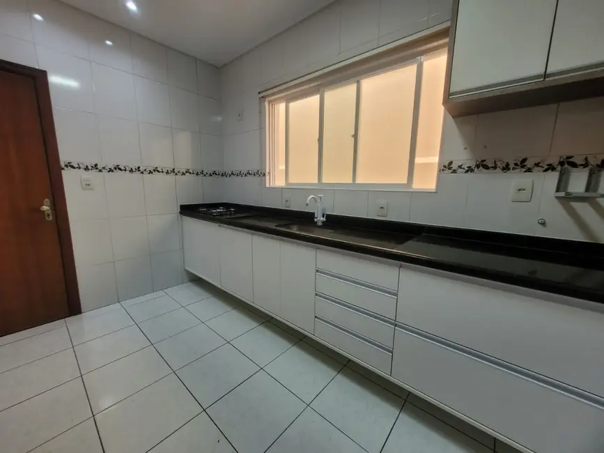Foto 6 de Casa com 3 quartos à venda, 220m2 em Estuário, Santos - SP