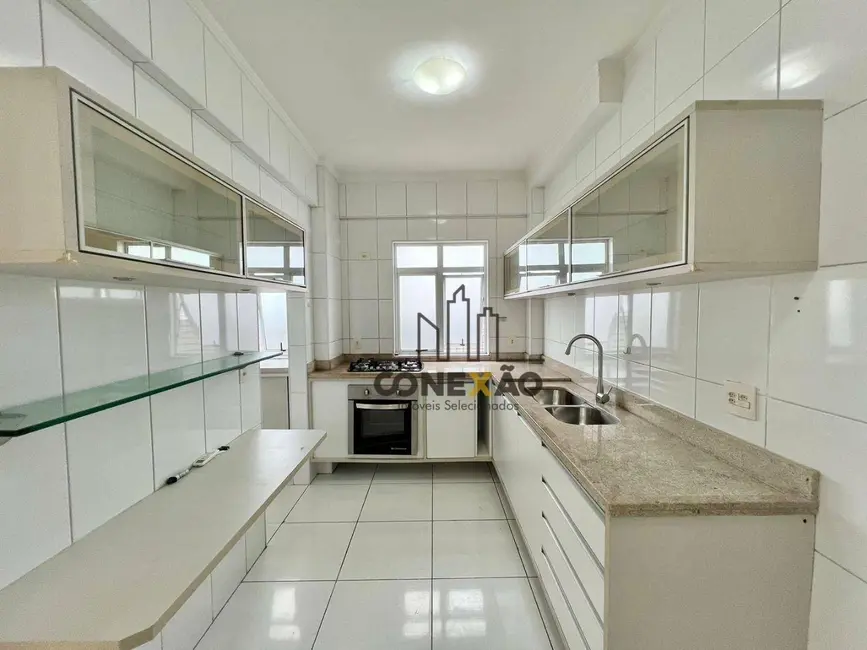 Apartamento com 3 quartos à venda e para alugar, 210m2 em Pompéia, Santos - SP - imagem 5 Foto 5 de Apartamento com 3 quartos à venda e para alugar, 210m2 em Pompéia, Santos - SP