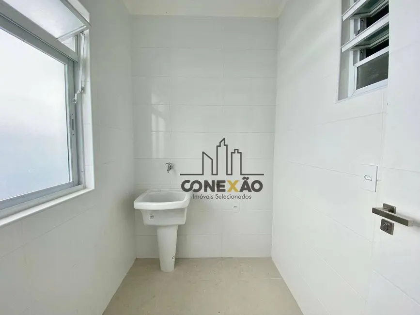 Casa com 3 quartos à venda, 130m2 em Embaré, Santos - SP - imagem 5 Foto 5 de Casa com 3 quartos à venda, 130m2 em Embaré, Santos - SP