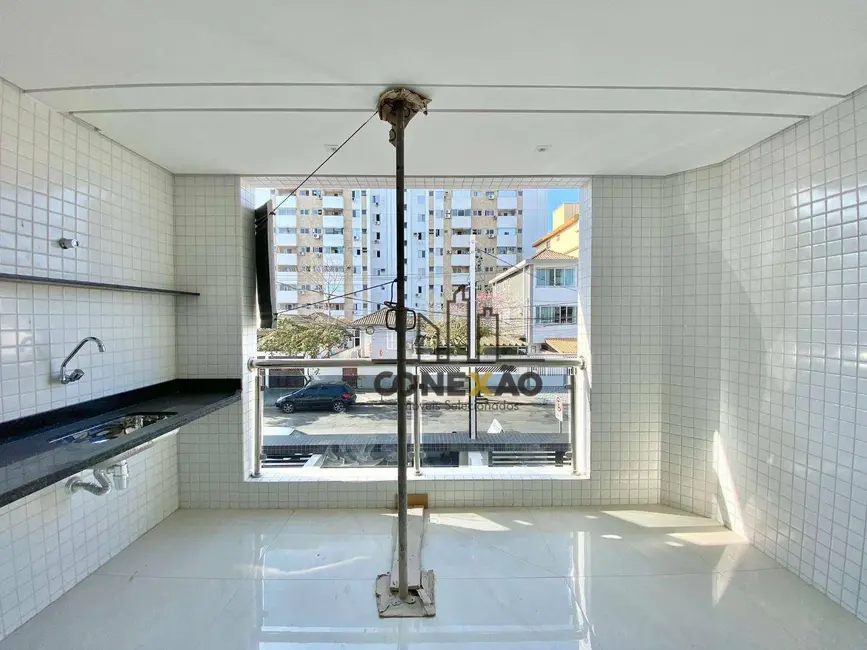 Foto 1 de Casa com 3 quartos à venda, 130m2 em Embaré, Santos - SP